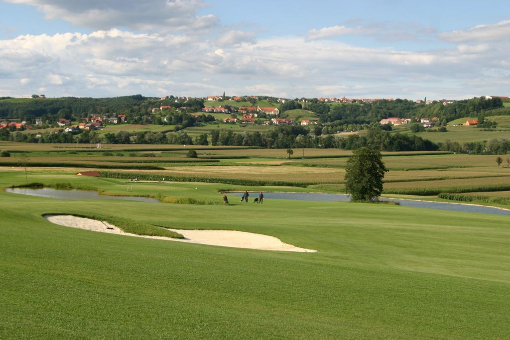 Heilthermen Resort Bad Waltersdorf Zewnętrze zdjęcie